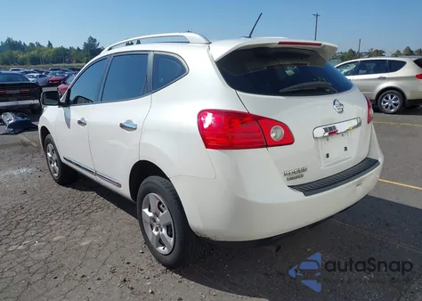 2014 Nissan Rogue Select S из США, поврежденный, VIN JN8AS5MT2EW603217